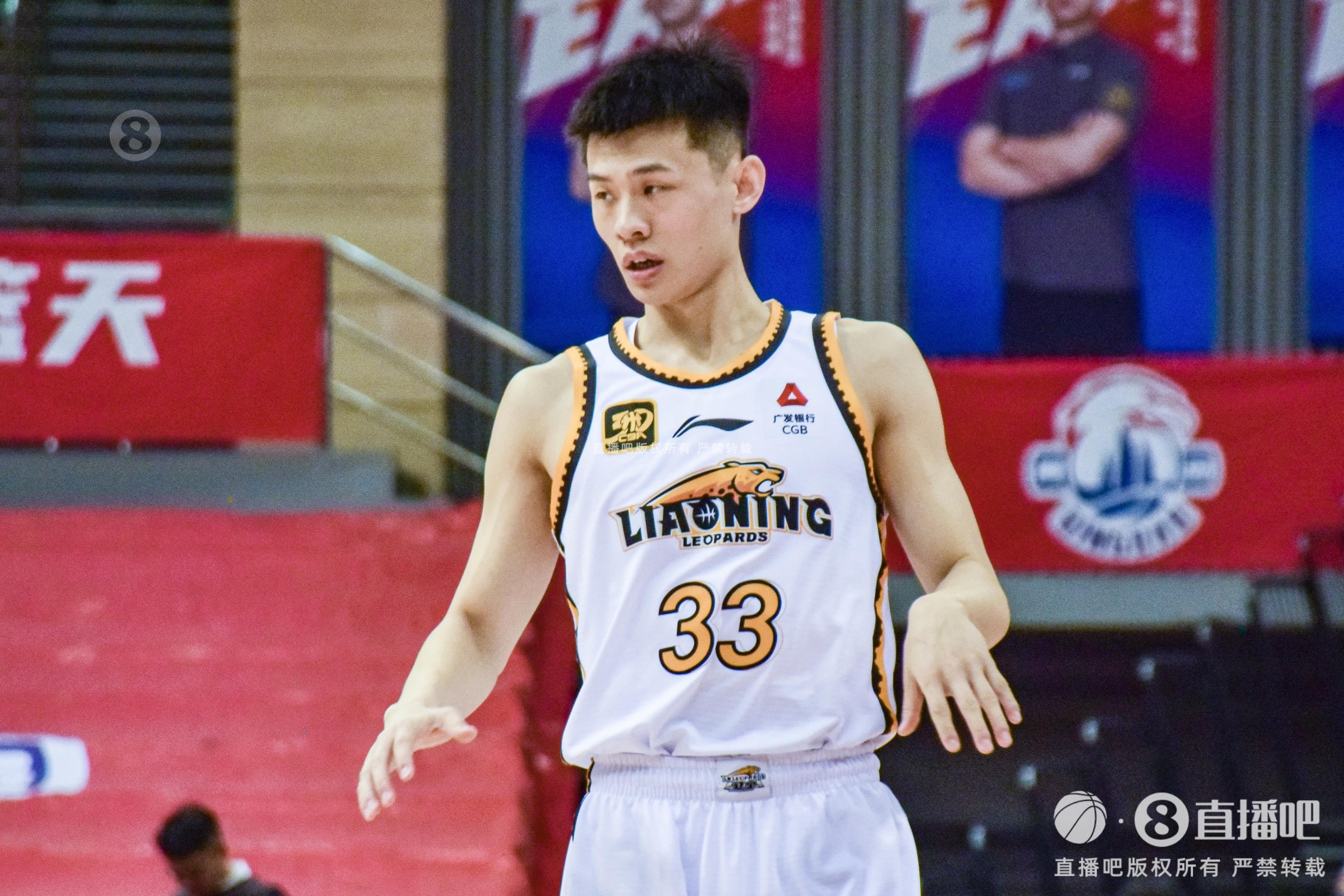 盡力了！王嵐嵚末節(jié)2記三分 全場18分鐘4中3拿到10分